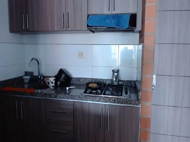 Live sex webcam photo for Miafosx #272908283