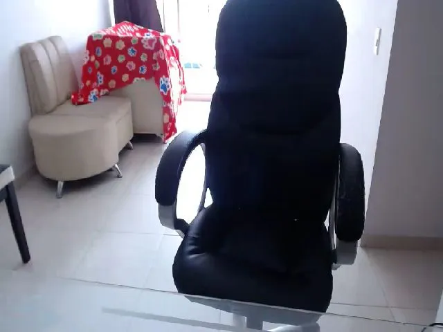 Live sex webcam photo for Miafosx #273224100