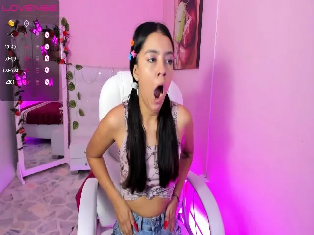 Live sex webcam photo for Miagomez1 #273283204