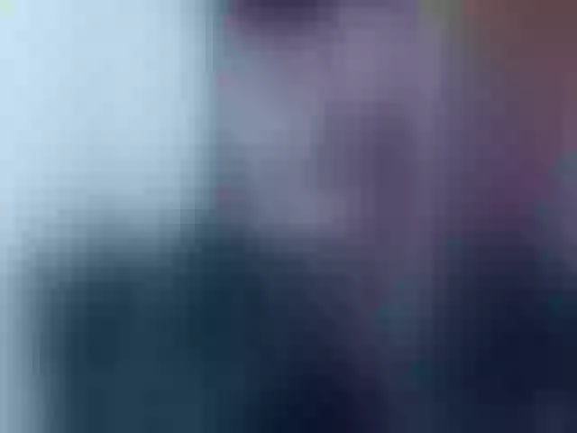 Live sex webcam photo for Miahot21 #272325352