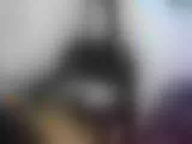 Live sex webcam photo for Miahot21 #272838912