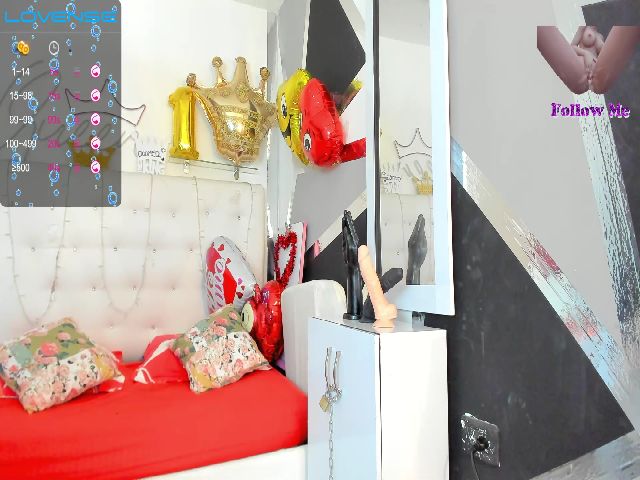 Live sex webcam photo for Miaqueen69 #273167220