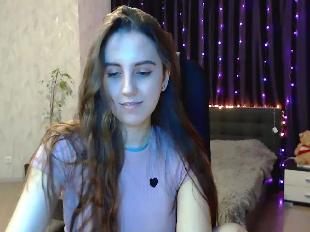 Live sex webcam photo for MidnighttSunn #272310032