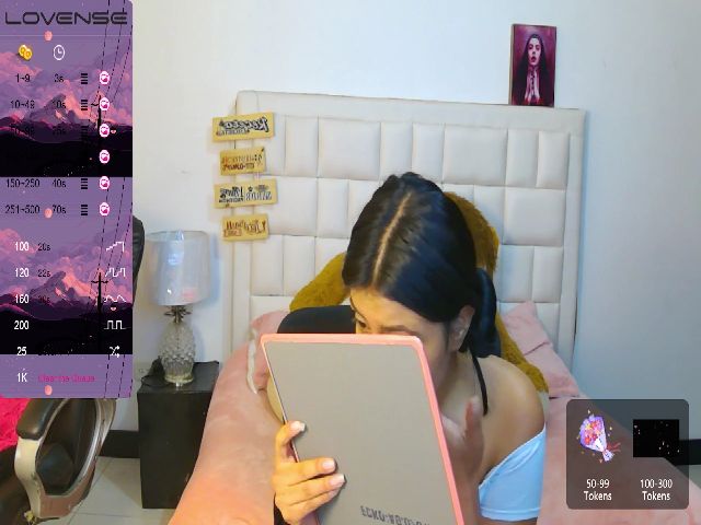 Live sex webcam photo for Miiaafox #272632160