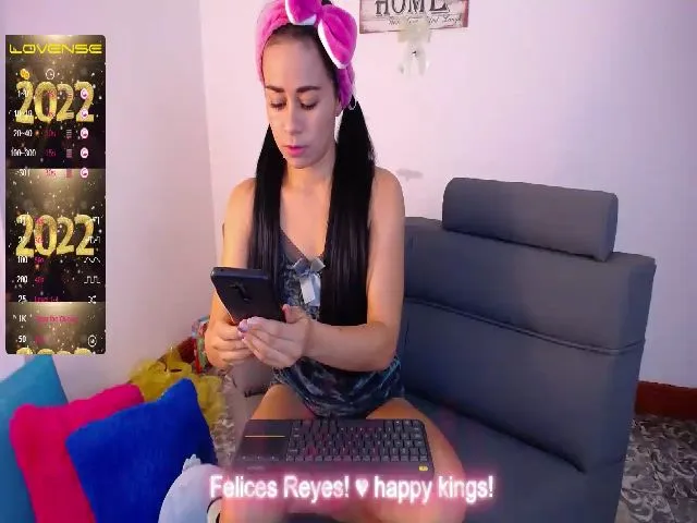 Live sex webcam photo for MikasaHack #271920931