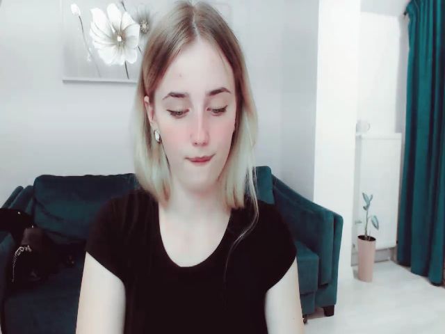 Live sex webcam photo for Mikki_Like #274346405