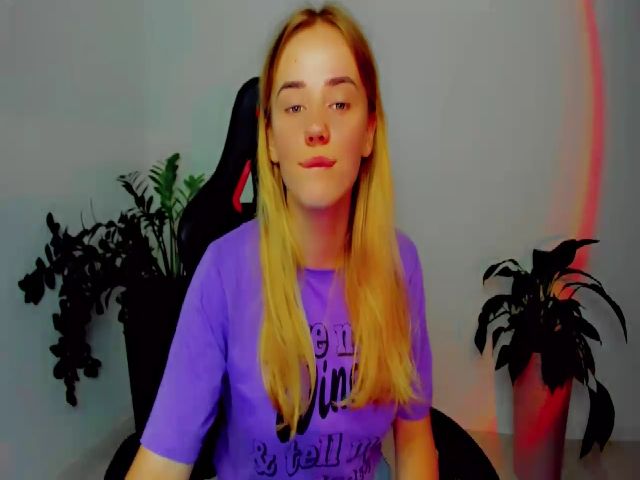 Live sex webcam photo for Mikki_Like #274387961