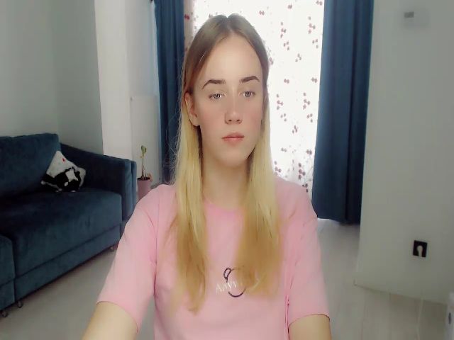 Live sex webcam photo for Mikki_Like #274491907