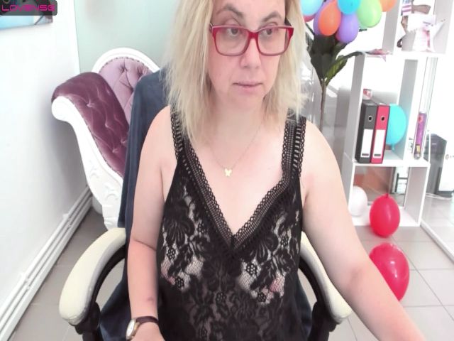 Live sex webcam photo for MilaGrace #274039307