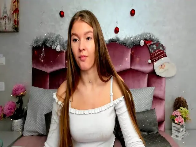 Live sex webcam photo for Mila_Hoot #272080873