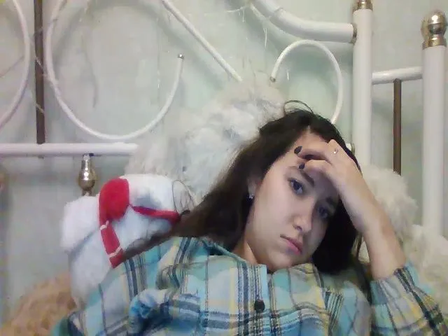 Live sex webcam photo for Mila_Laay #272072626