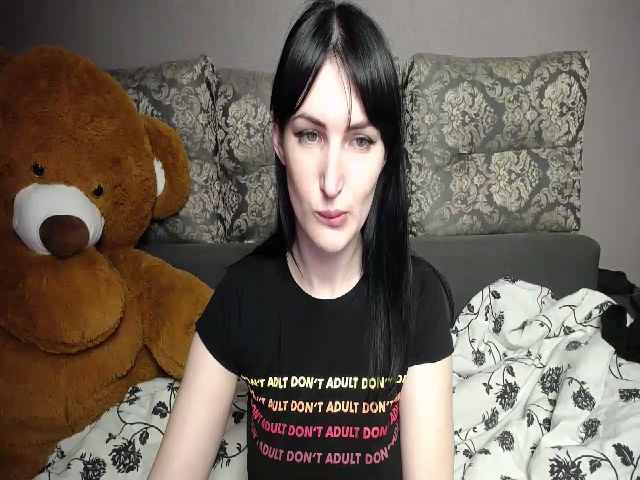 Live sex webcam photo for MilenaLov_ #272745493