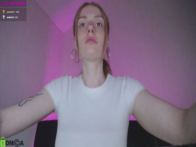 Live sex webcam photo for MilenaST #273284120