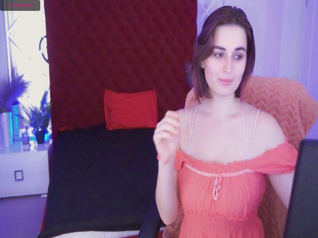 Live sex webcam photo for MileyDreams #271698201
