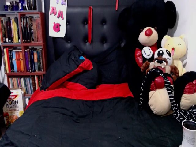 Live sex webcam photo for MilfKatty #271857877