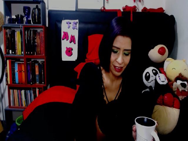 Live sex webcam photo for MilfKatty #272212312