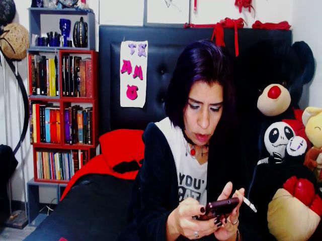 Live sex webcam photo for MilfKatty #272237861