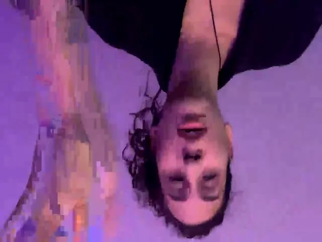 Live sex webcam photo for Milky_Bunny #271881509