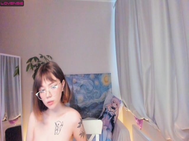 Live sex webcam photo for Milly_Saint #275187388