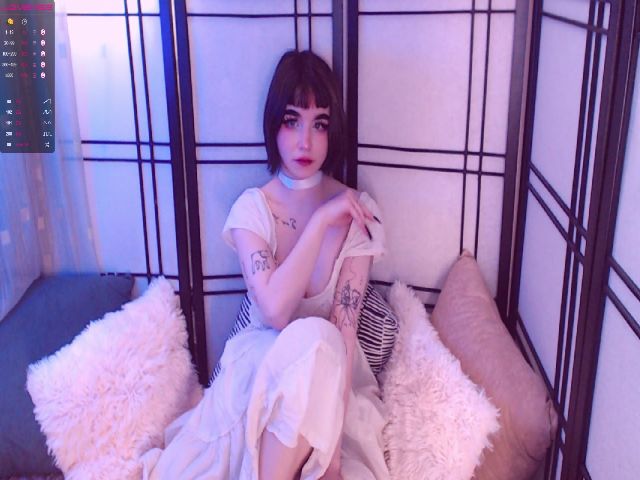 Live sex webcam photo for MinaSanna #272788300