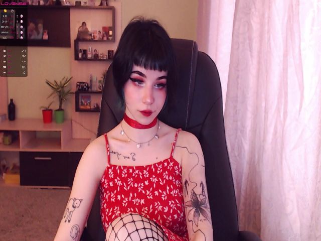 Live sex webcam photo for MinaSanna #273512741