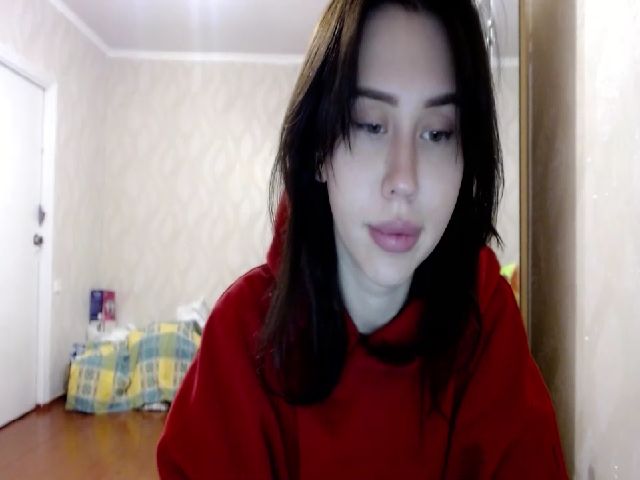 Live sex webcam photo for MiniDivaa #273087182