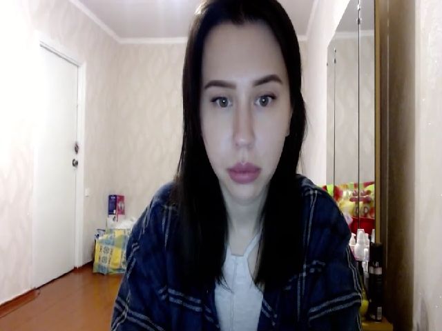 Live sex webcam photo for MiniDivaa #273095112