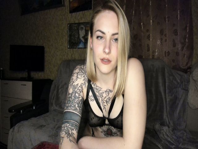 Live sex webcam photo for Mira_lovely #273086251