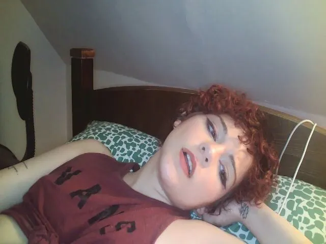 Live sex webcam photo for Miri_xo20 #273416560