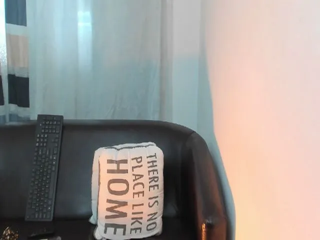 Live sex webcam photo for MishaMarie #272109243
