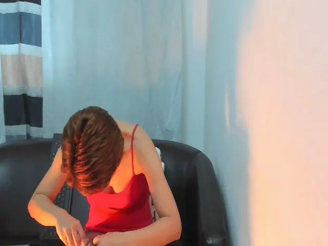 Live sex webcam photo for MishaMarie #272435045