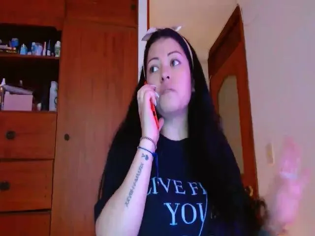 Live sex webcam photo for MissBellaVa #273506601