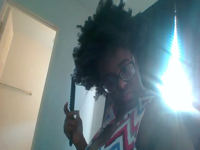 Live sex webcam photo for MissCc99 #272518018