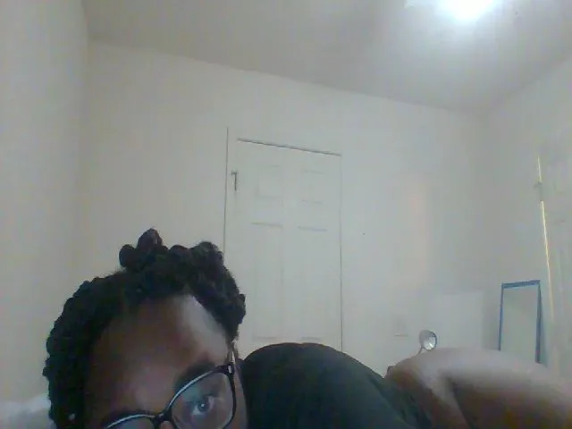 Live sex webcam photo for MissCc99 #272545029