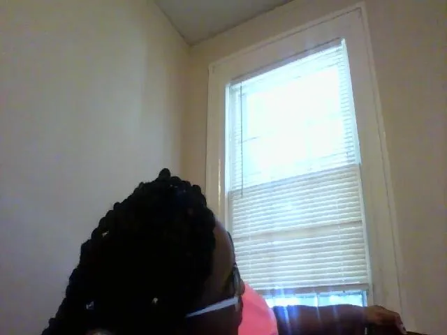 Live sex webcam photo for MissCc99 #272610714