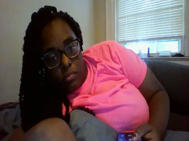 Live sex webcam photo for MissCc99 #272610857