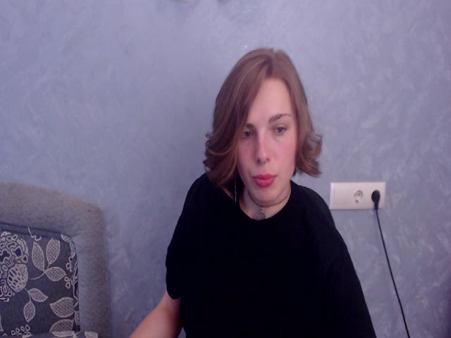 Live sex webcam photo for MissCharlin #274067067