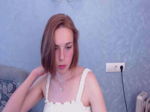 Live sex webcam photo for MissCharlin #274279590