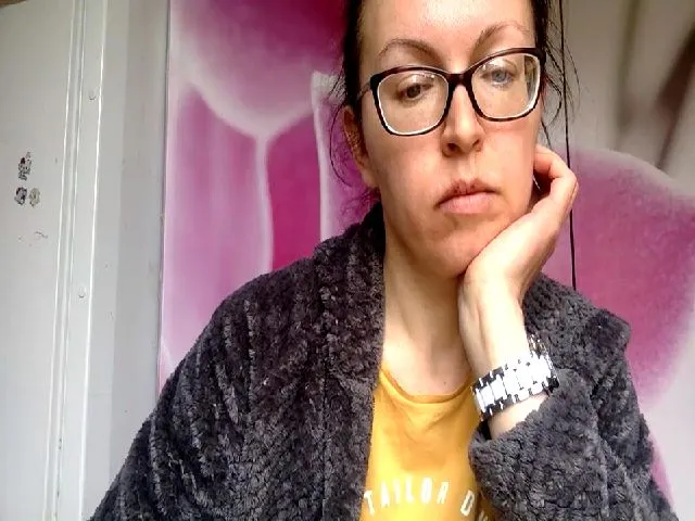 Live sex webcam photo for MissClaries #273458782