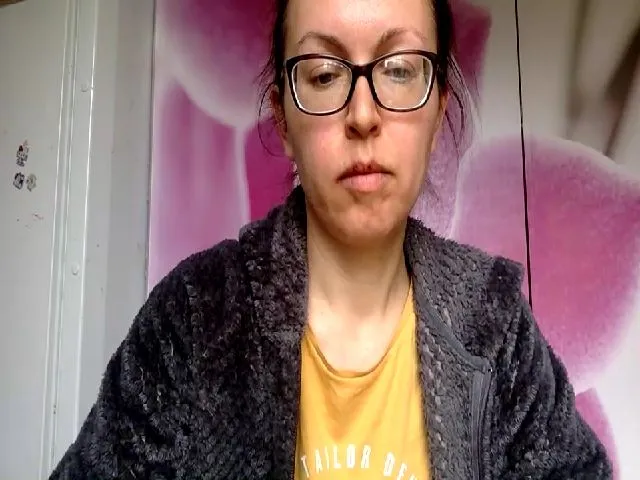 Live sex webcam photo for MissClaries #273458911