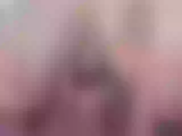 Live sex webcam photo for MissCumming #273165026