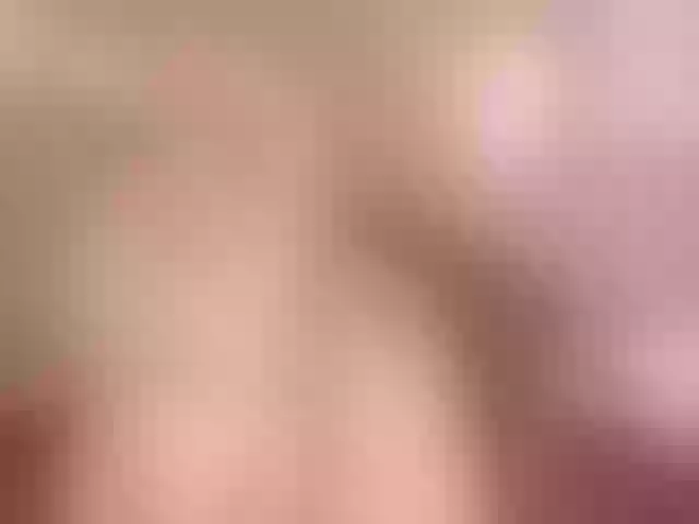 Live sex webcam photo for MissCumming #273639094