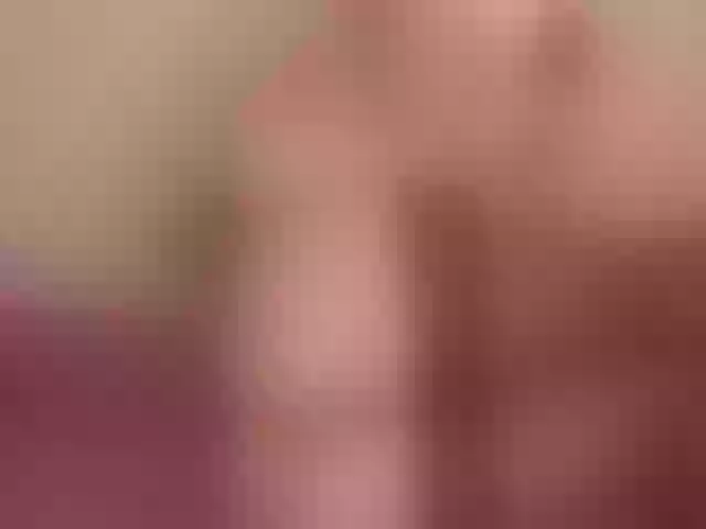 Live sex webcam photo for MissCumming #273639182