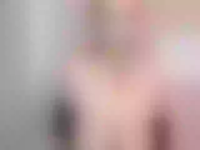 Live sex webcam photo for MissCumming #274077166