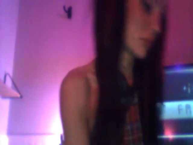 Live sex webcam photo for MissDeeJay87 #274041290