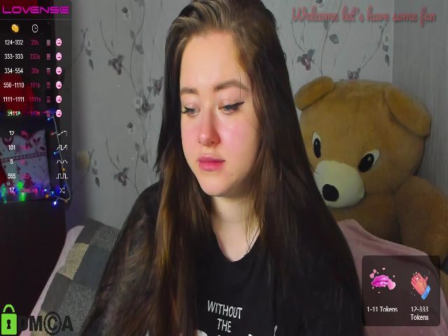 Live sex webcam photo for MissDiaa #272042569