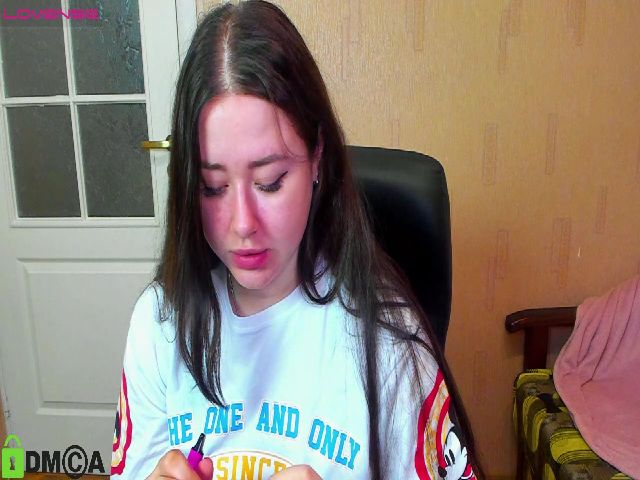 Live sex webcam photo for MissDiaa #273737952