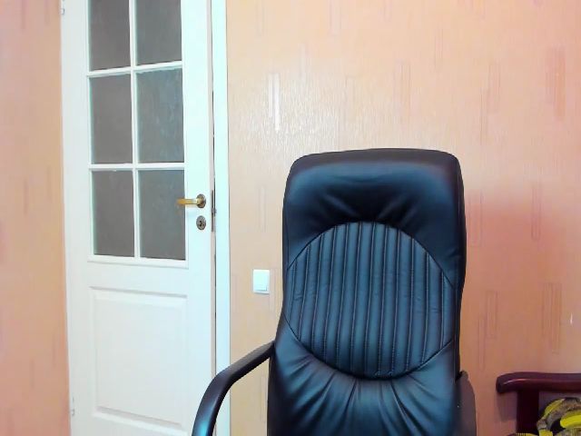 Live sex webcam photo for MissDiaa #273844284