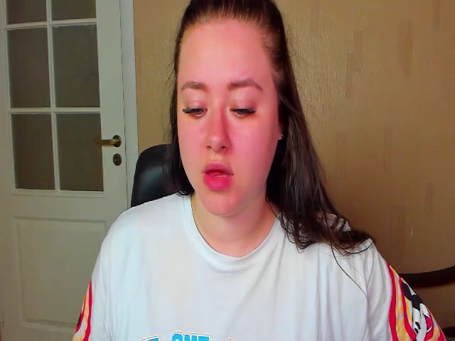 Live sex webcam photo for MissDiaa #273897210