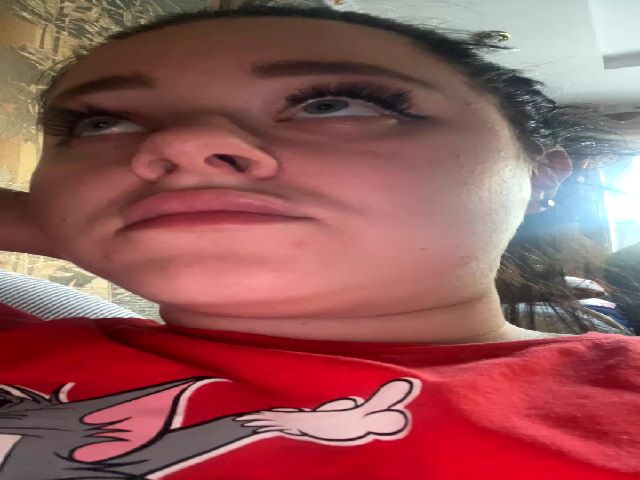 Live sex webcam photo for MissDiaa #274032863